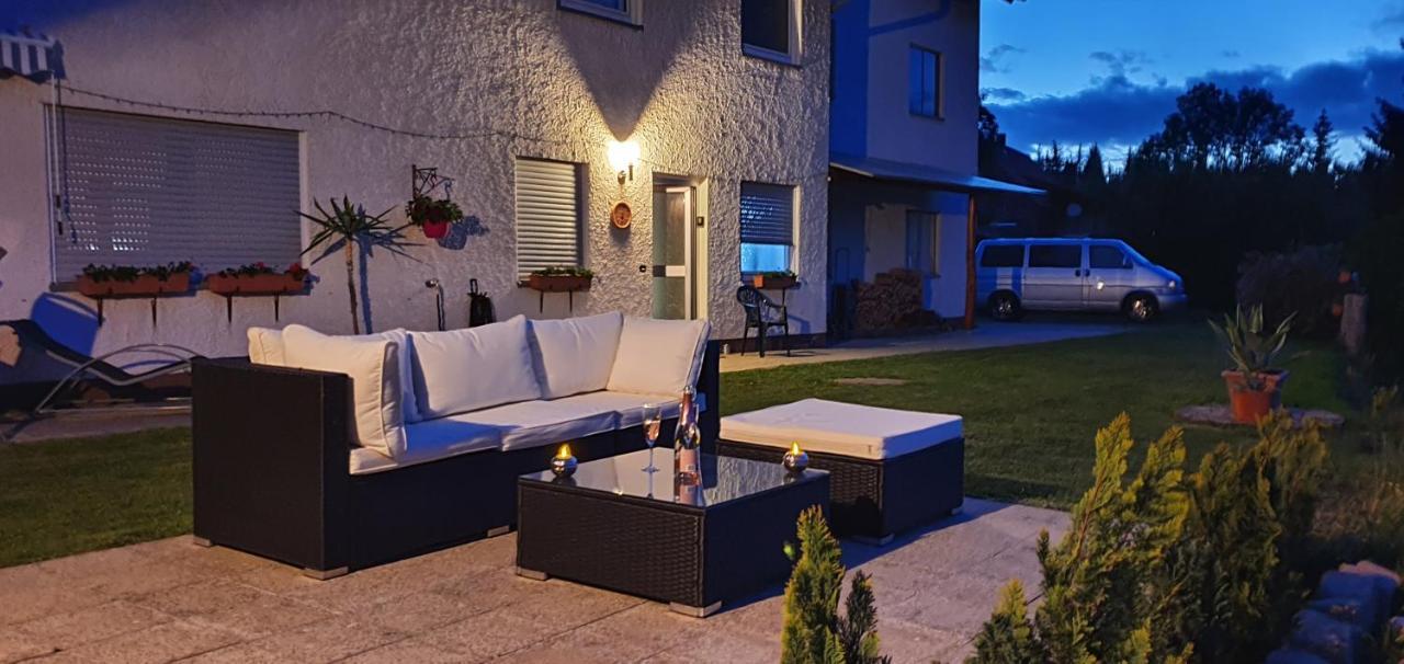 Moderne Ferienwohnung Mit Eigenem Garten Und Traumhaften Blick Wilhelmsthal Exterior foto